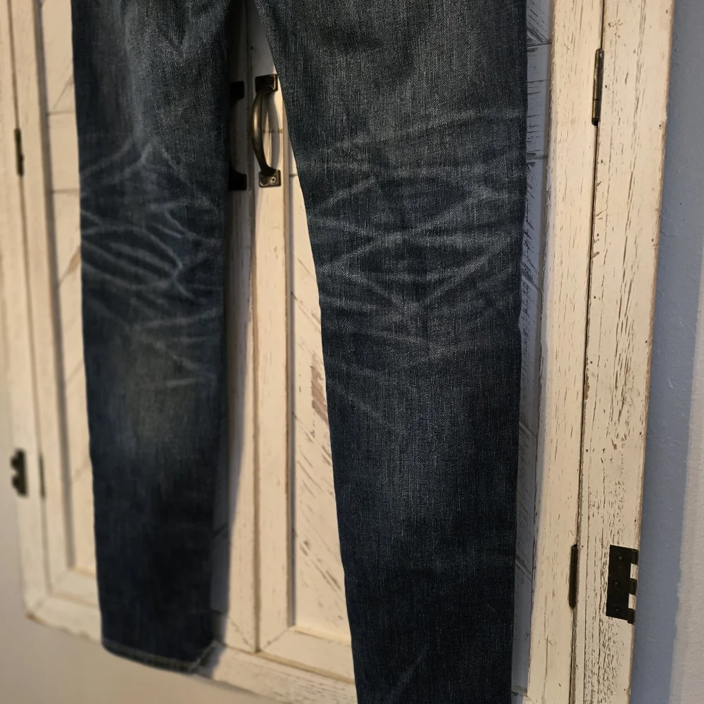 American Eagle Outfitters Men's Distressed Blue Jeans